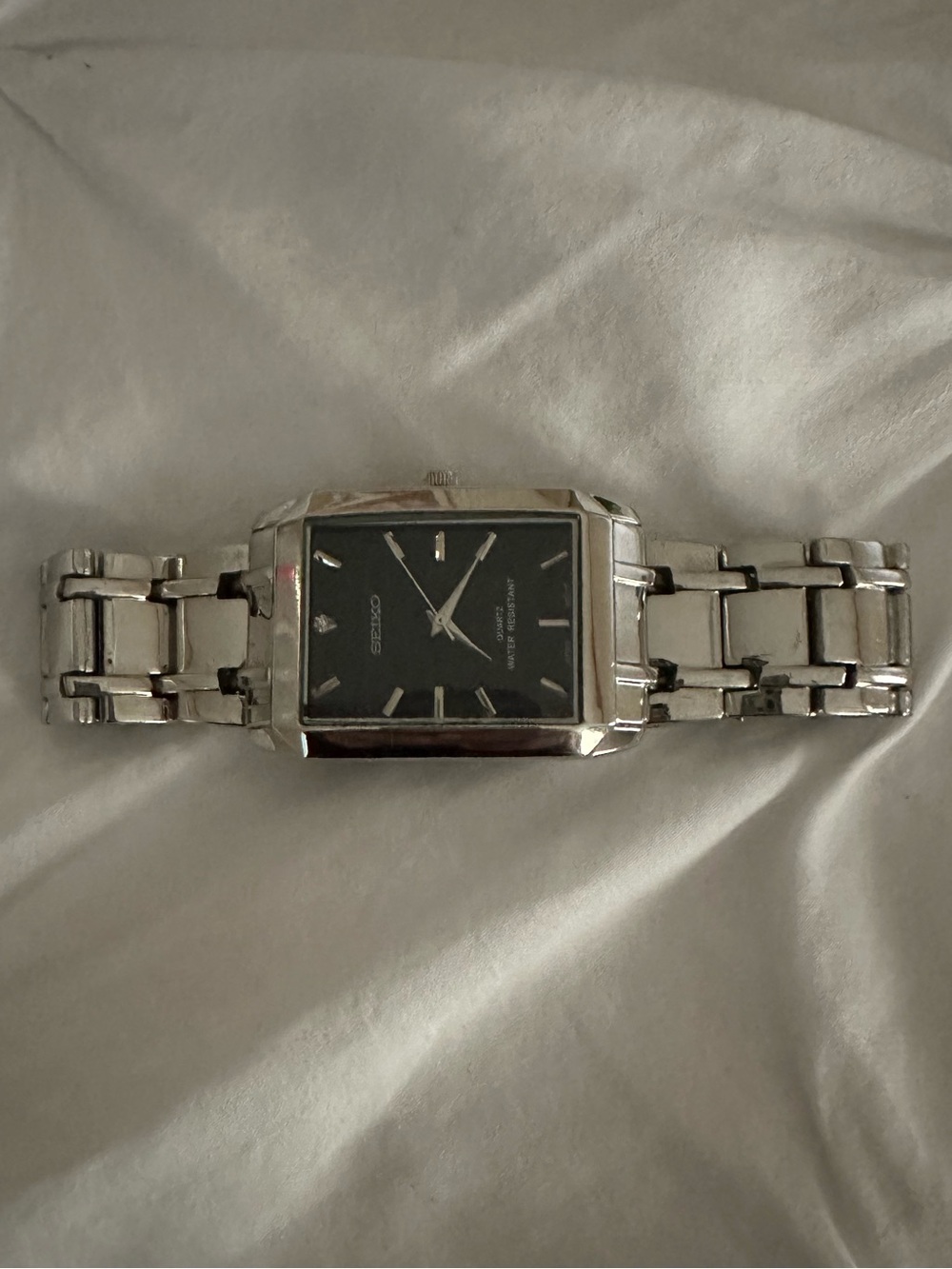 Seiko Silver Stainless Steel Watch with Black Dial - Picture 4 of 7
